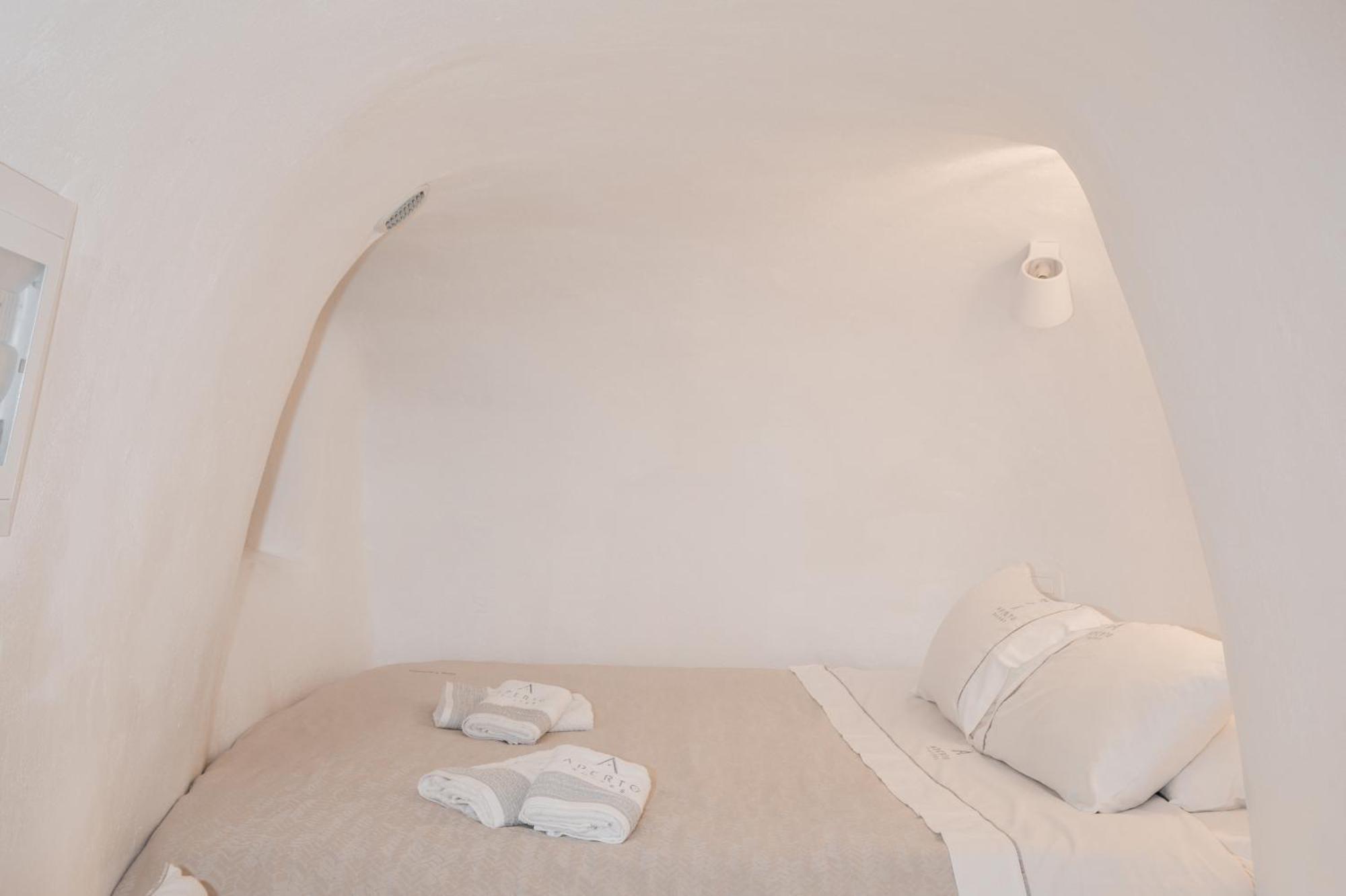 Aperto Suites - Adults Only Фіра Екстер'єр фото